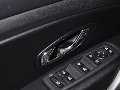风朗 2015款 2.0L CVT 时尚版