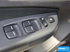 比亚迪S7 2015款 2.0T 自动 旗舰版 7座