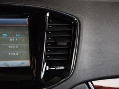 吉利GX7 2015款 运动版 2.0L 自动 尊贵型 5座