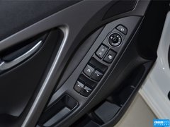 朗动 2015款 1.6L 自动 尊贵型