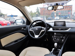悦翔V7 2015款 1.6L 手动 乐享型