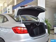 悦翔V7 2015款 1.6L 手动 乐享型