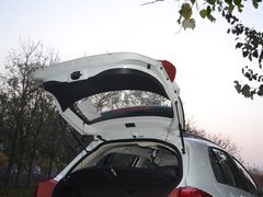 哈弗 H1 2015款 1.5L 手动 豪华型 5座