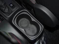哈弗 H1 2015款 1.5L 手动 豪华型 5座