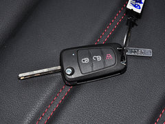 哈弗 H1 2015款 1.5L 手动 尊贵型 5座