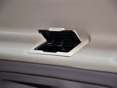 蒙派克E 2014款 2.0L 手动 财富快车经典版简配4Gi-VVT