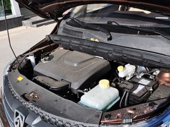 宝骏730 2014款 1.5L 手动 豪华导航ESP版 7座