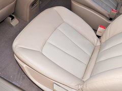 宝骏730 2014款 1.5L 手动 豪华导航ESP版 7座