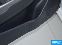 起亚K2 2015款 三厢 1.4L MT GLS