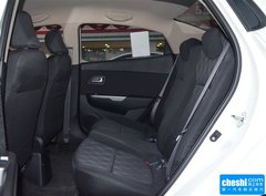 起亚K2 2015款 三厢 1.4L MT GLS