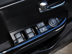 起亚K2 2015款 三厢 1.6L AT Premium