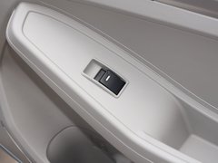 远景 2015款 1.3T 手动 尊贵型