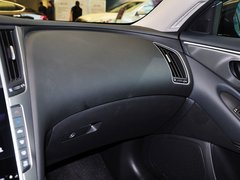 英菲尼迪Q50L 2015款 2.0T 悦享版