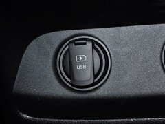 索兰托 2015款 索兰托L 2.4L GDI 汽油4WD精英版 5座 国V