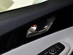 索兰托 2015款 索兰托L 2.4L GDI 汽油4WD精英版 5座 国V