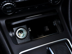 奔驰GLA级AMG 2015款 GLA 45 AMG 4MATIC 5座
