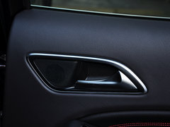 奔驰GLA级AMG 2015款 GLA 45 AMG 4MATIC 5座