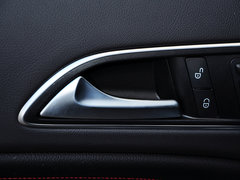 奔驰GLA级AMG 2015款 GLA 45 AMG 4MATIC 5座