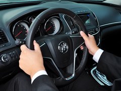 君威 2015款 1.6T 自动 领先技术型