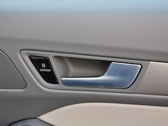 奥迪Q5 2015款 40 TFSI 进取型 5座