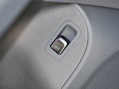 奥迪Q5 2015款 40 TFSI 进取型 5座