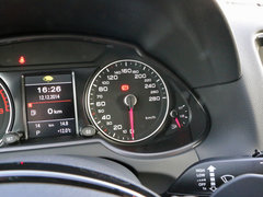 奥迪Q5 2015款 40 TFSI 舒适型 5座