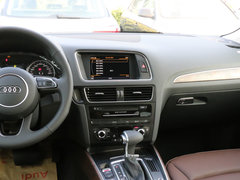 奥迪Q5 2015款 40 TFSI 舒适型 5座