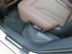 奥迪Q5 2015款 40 TFSI 舒适型 5座