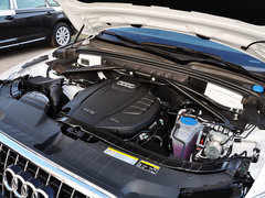 奥迪Q5 2015款 40 TFSI 舒适型 5座