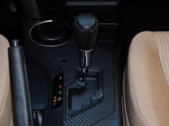 RAV4荣放 2015款 2.0L CVT 两驱都市版 5座