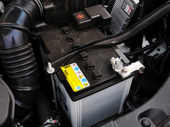 RAV4荣放 2015款 2.0L CVT 四驱风尚版 5座
