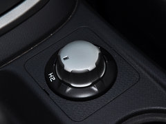 D-MAX 2015款 2.5T 自动 四驱超豪华型4JK1