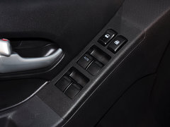 D-MAX 2015款 2.5T 自动 四驱超豪华型4JK1
