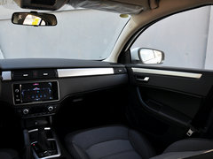观致3 2015款 都市SUV 1.6T 自动 型动派