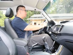 猎豹Q6 2015款 2.0T 手动 两驱版 7座