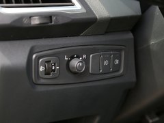 猎豹Q6 2015款 2.0T 手动 两驱版 7座