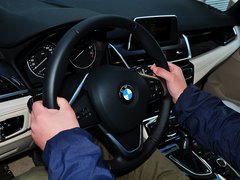 宝马2系多功能旅行车 2015款 218i 运动设计套装