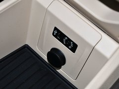 宝马2系多功能旅行车 2015款 218i 运动设计套装