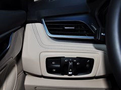 宝马2系多功能旅行车 2015款 218i 运动设计套装