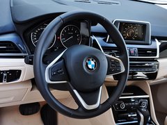 宝马2系多功能旅行车 2015款 218i 运动设计套装