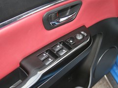 幻速H2 2015款 1.5L AMT尊贵型BJ415C