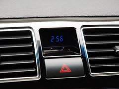 吉利EC8 2015款 2.0L 自动 精英型