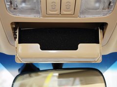 吉利EC8 2015款 2.0L 手动 精英型