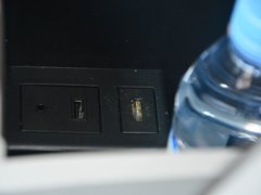 纳5 2015款 1.8T 自动 旗舰型