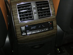 哈弗H8 2015款 2.0T 自动 两驱豪华型