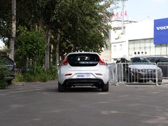 沃尔沃V40 2016款 2.0T T4 智雅版
