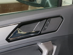途观L 2017款 330TSI 自动两驱旗舰版
