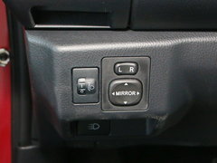 YARiS L 致享 2017款 1.5G CVT炫动天窗版