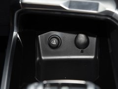哈弗H6 2017款 全新 蓝标 2.0T 自动两驱智尚型
