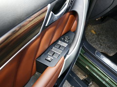 哈弗H9 2017款 2.0T 汽油四驱尊贵型 7座